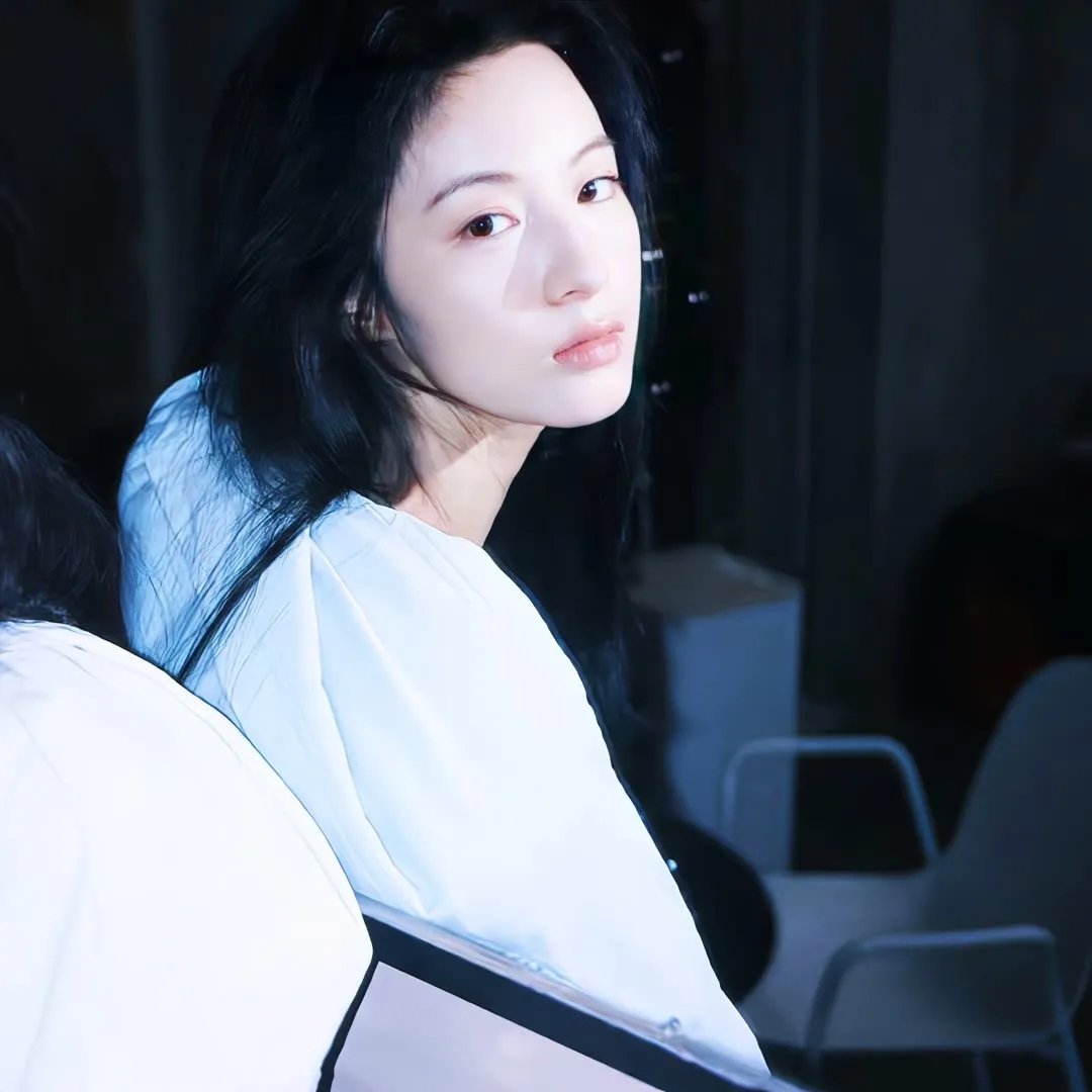春潮烂漫海棠红
